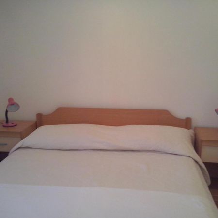 Apartments By The Sea Sumartin, Brac - 11658 Bilik gambar