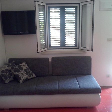 Apartments By The Sea Sumartin, Brac - 11658 Bilik gambar