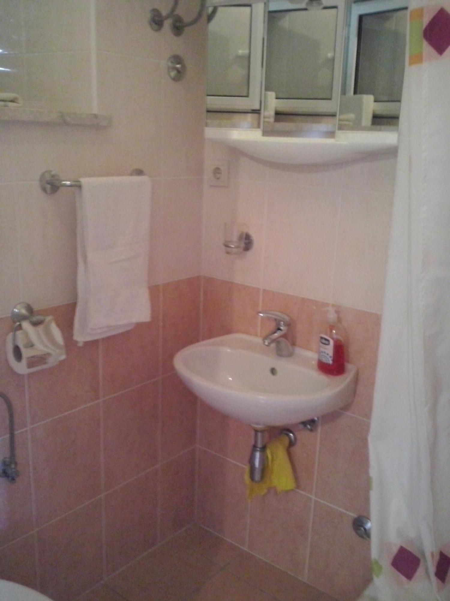 Apartments By The Sea Sumartin, Brac - 11658 Bilik gambar